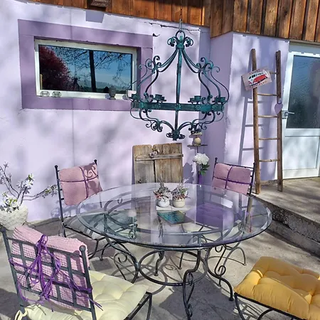 Lilalila Bed & Breakfast *