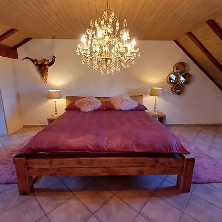 לינה וארוחת בוקר Lilalila