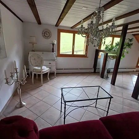 לינה וארוחת בוקר Lilalila Flawil